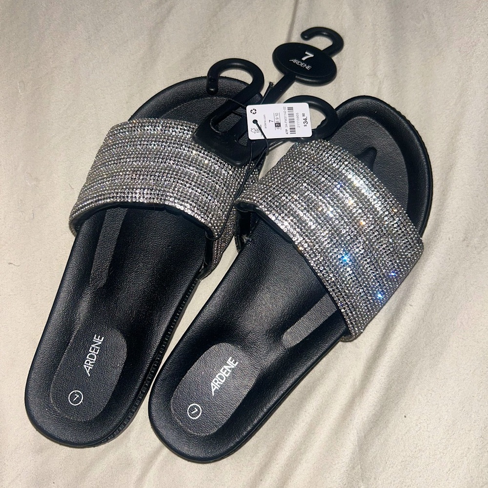 Ardene Rhinestone Slides